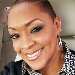 Meet your Posher, Shan